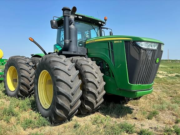 Image of John Deere 9560R equipment image 1