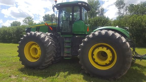 2013 John Deere 9560R Equipment Image0