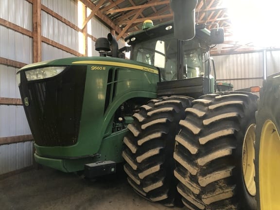 2013 John Deere 9560R Equipment Image0