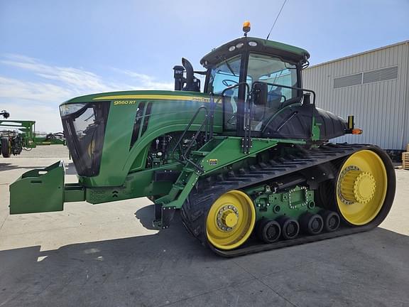 Image of John Deere 9560RT equipment image 1