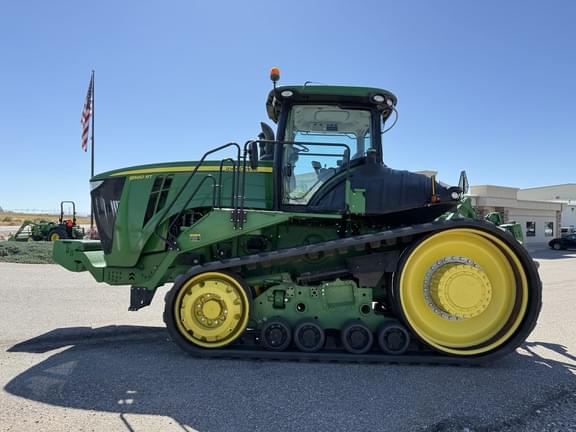 Image of John Deere 9560RT equipment image 1