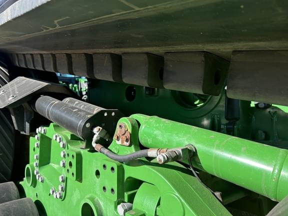 Image of John Deere 9560RT equipment image 2