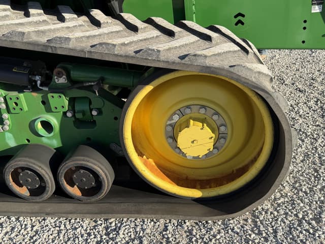 Image of John Deere 9560RT equipment image 4