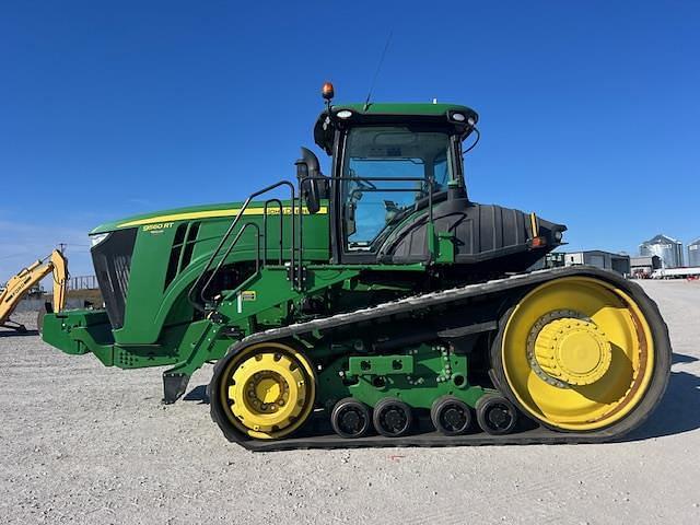 Image of John Deere 9560RT equipment image 1