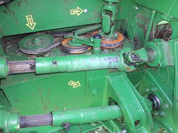 Image of John Deere 995 equipment image 2