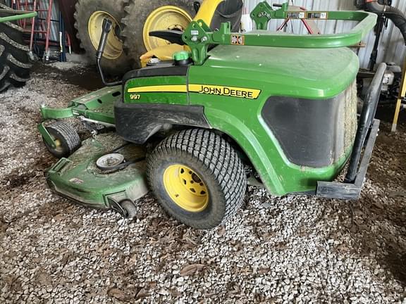 Image of John Deere 997 equipment image 3
