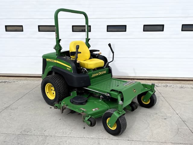 Image of John Deere 997 equipment image 1