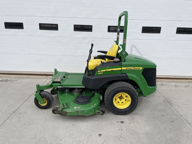 Image of John Deere 997 equipment image 2