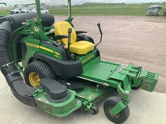 Image of John Deere 997 equipment image 3