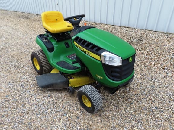 Image of John Deere D105 equipment image 1