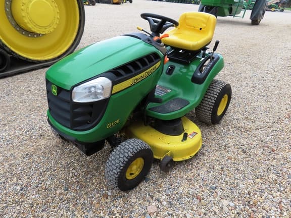 Image of John Deere D105 equipment image 2
