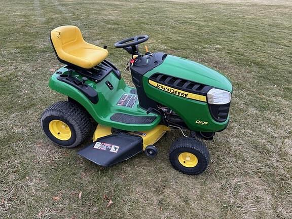 Image of John Deere D105 Primary image