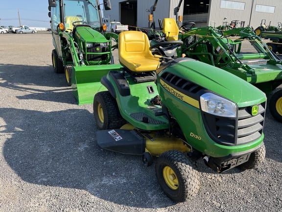 Main image John Deere D130