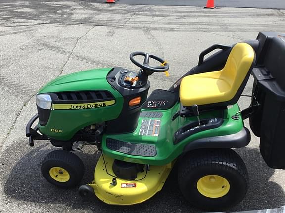 Image of John Deere D130 equipment image 3