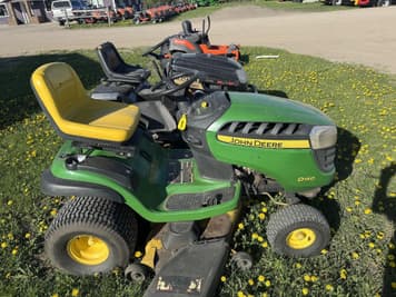 Main image John Deere D140