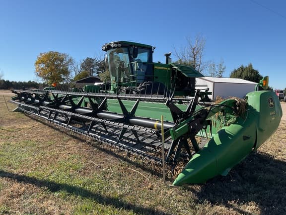 Image of John Deere D450 equipment image 3