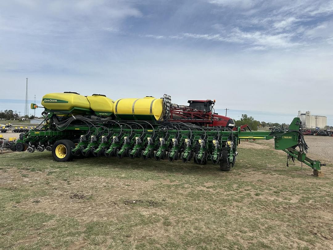 Image of John Deere DB60 Primary image