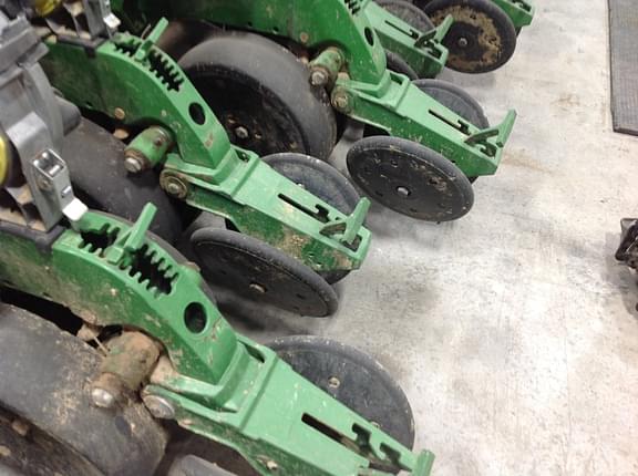 Image of John Deere DB60 equipment image 4