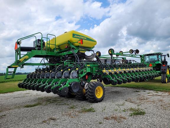 Image of John Deere DB60 equipment image 4