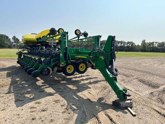 Image of John Deere DB60 Primary image
