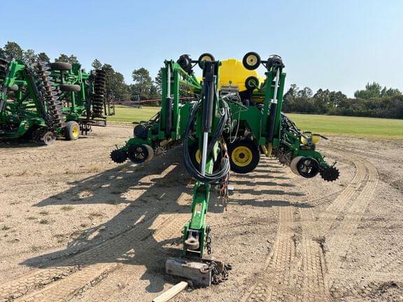 Image of John Deere DB60 equipment image 4