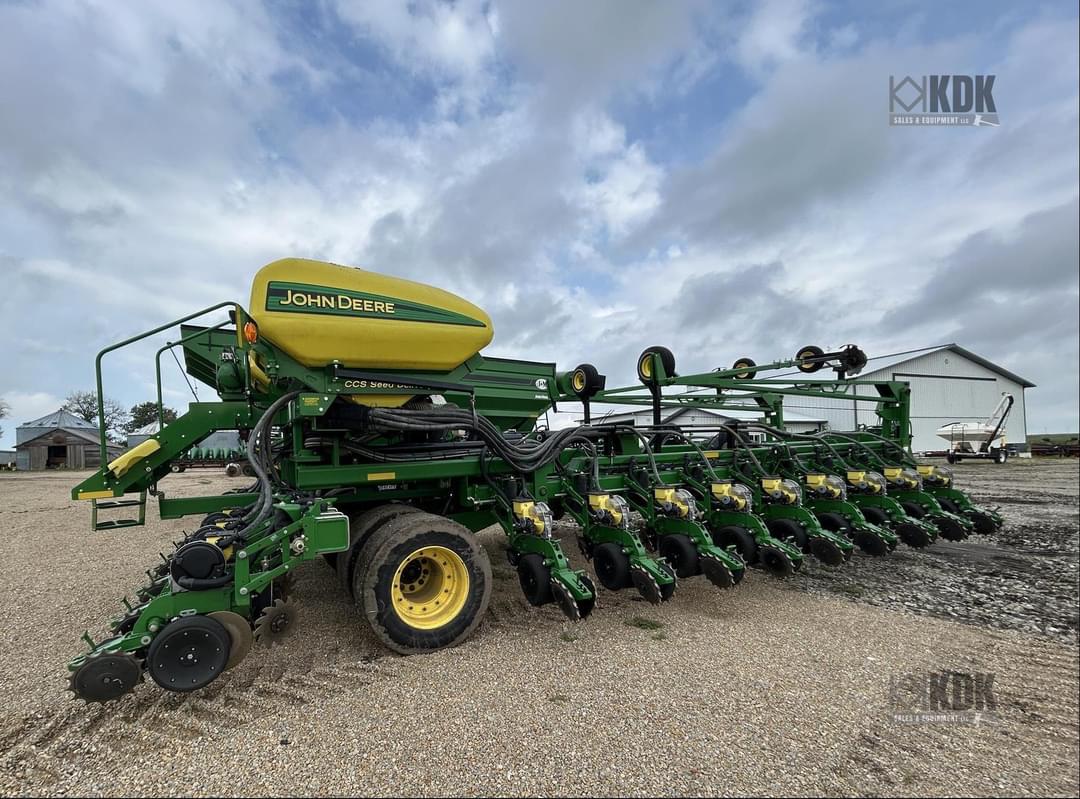 Image of John Deere DB60 Primary image