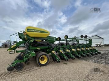 Main image John Deere DB60