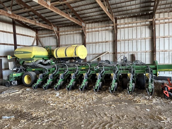 2013 John Deere DB60 Equipment Image0