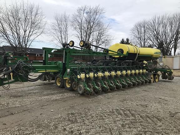 Image of John Deere DB66 equipment image 3