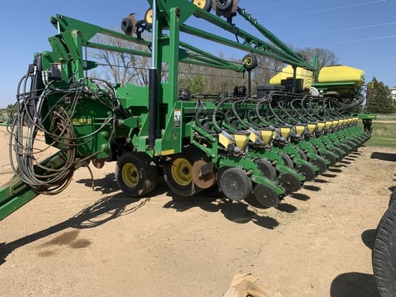 Image of John Deere DB80 equipment image 1