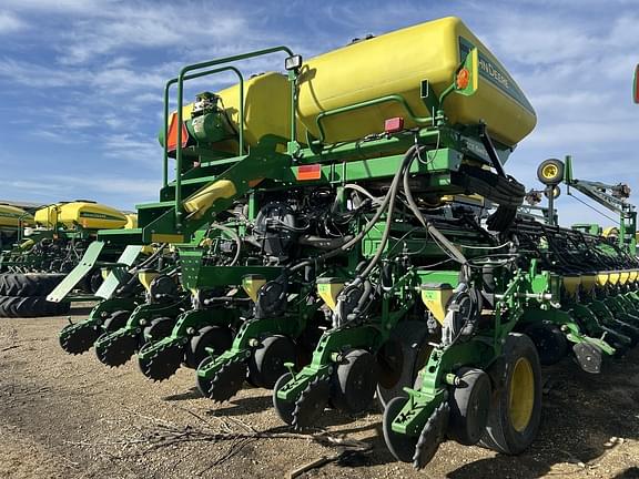 Image of John Deere DB80 equipment image 4