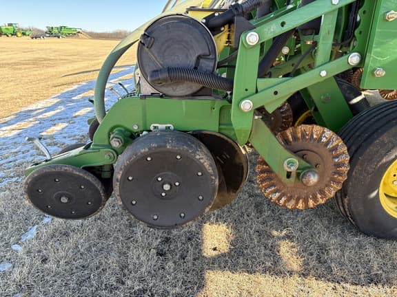 Image of John Deere DB90 equipment image 4