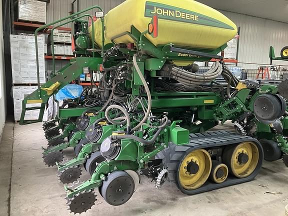 Image of John Deere DB90 equipment image 4