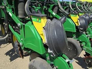 Main image John Deere DB90 24