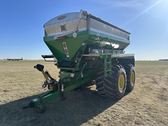 Image of John Deere DN345 equipment image 1