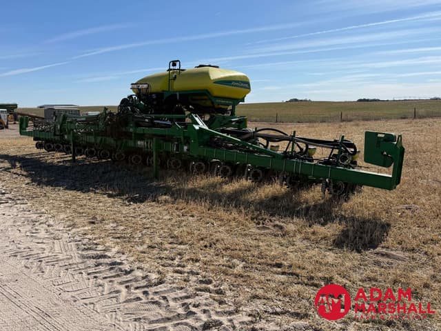 Image of John Deere DR18 equipment image 1