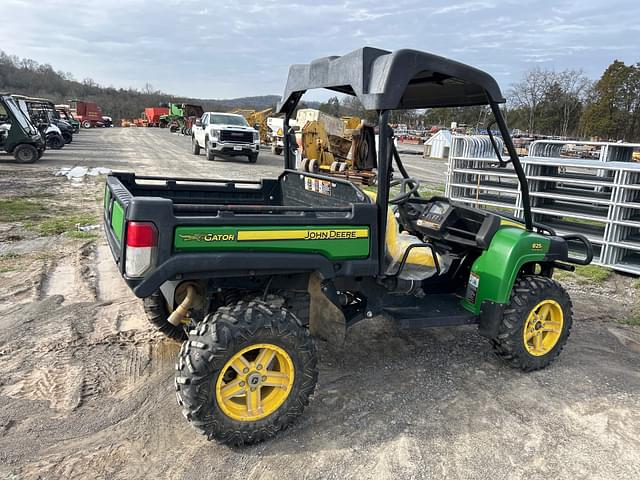 Image of John Deere Gator XUV 825 equipment image 4