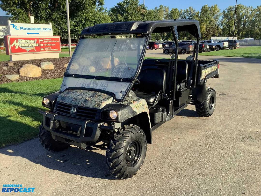 Image of John Deere Gator XUV 825i Primary image