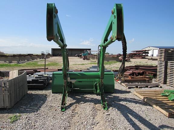 Image of John Deere H310 equipment image 2