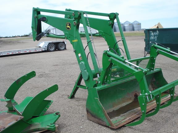 2013 John Deere H480 Equipment Image0