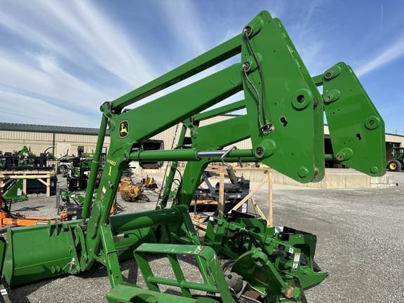 Main image John Deere H480