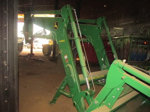 Image of John Deere H480 equipment image 2