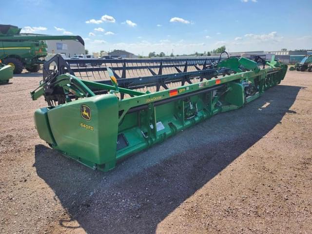 Image of John Deere 640FD equipment image 3