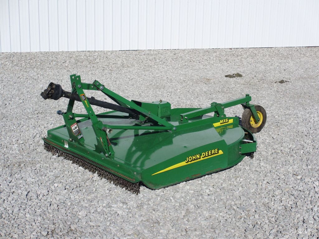2013 John Deere MX6 Equipment Image0
