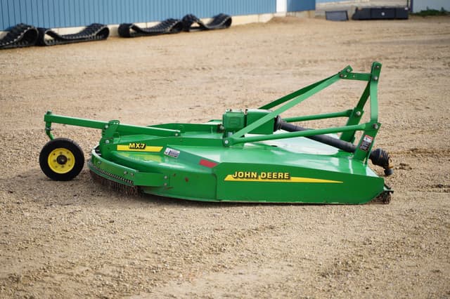 Image of John Deere MX7 equipment image 3