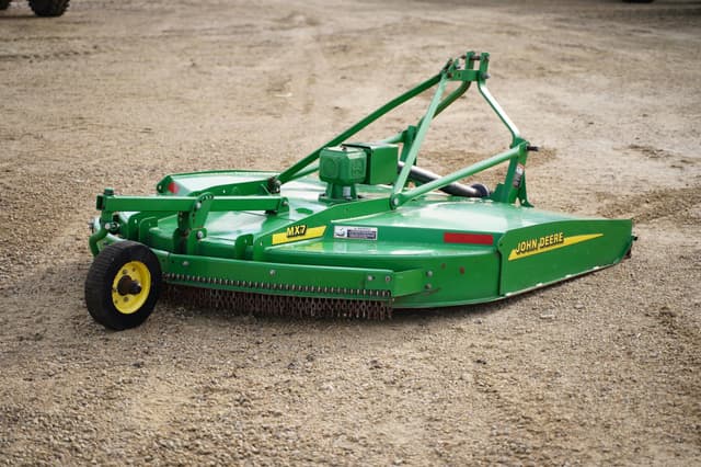 Image of John Deere MX7 equipment image 4