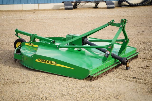 Image of John Deere MX7 equipment image 2