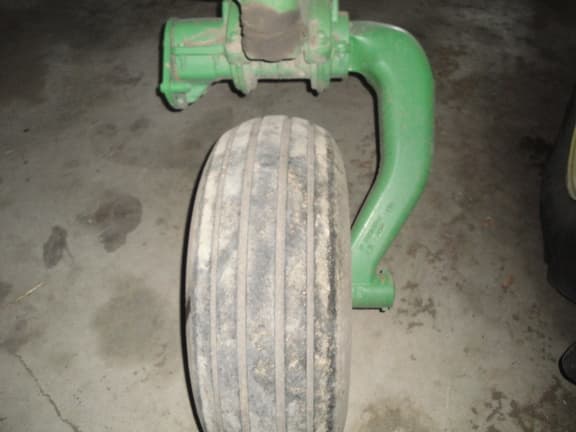 Image of John Deere R450 equipment image 4