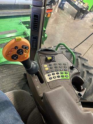 Image of John Deere R450 equipment image 3