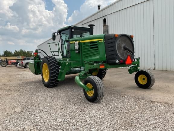 Image of John Deere R450 equipment image 2